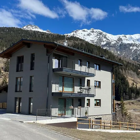 Giardino Sulle Alpi Apartment *