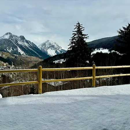 Apartment Giardino Sulle Alpi